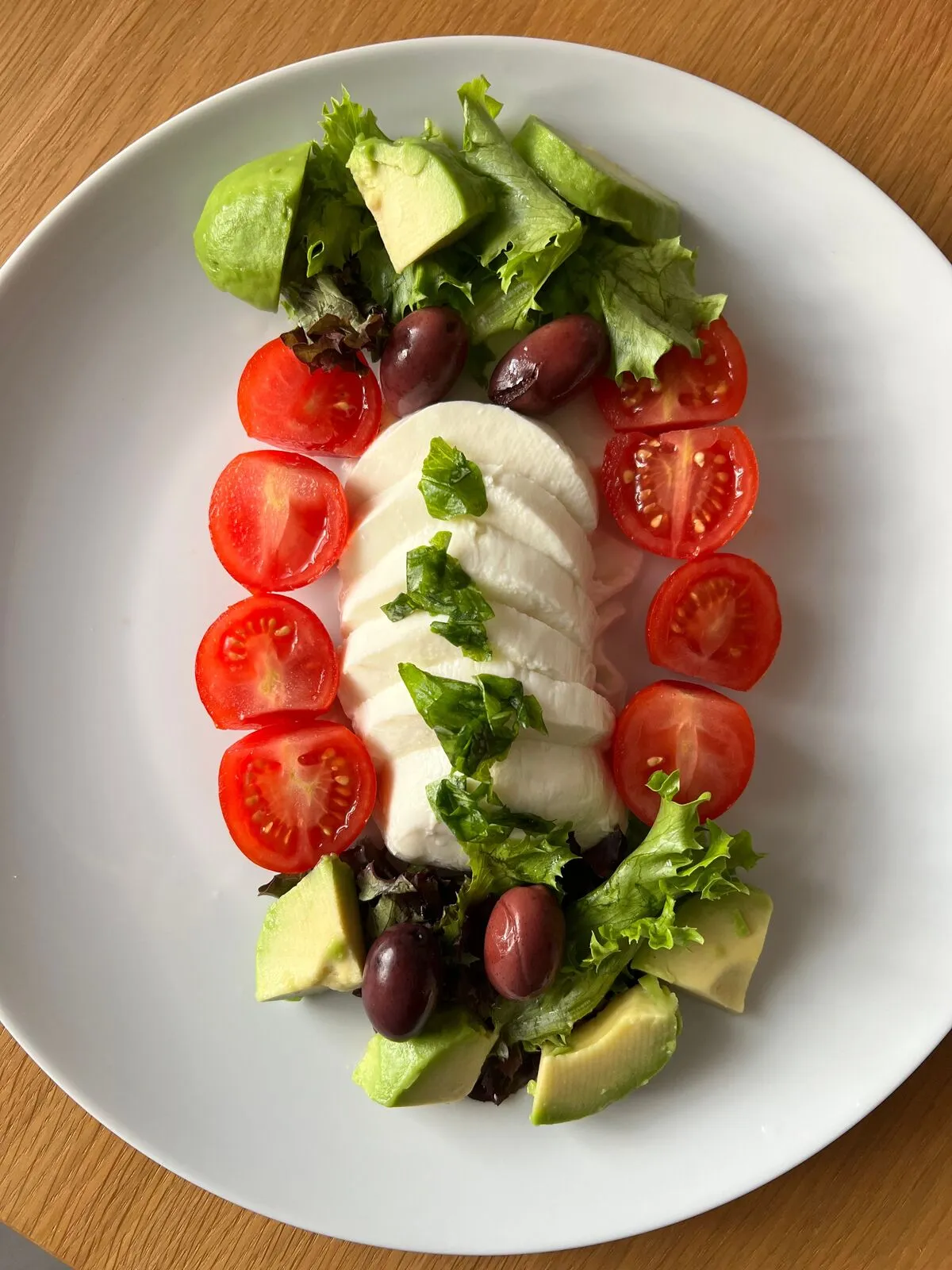Avocado Caprese Salad