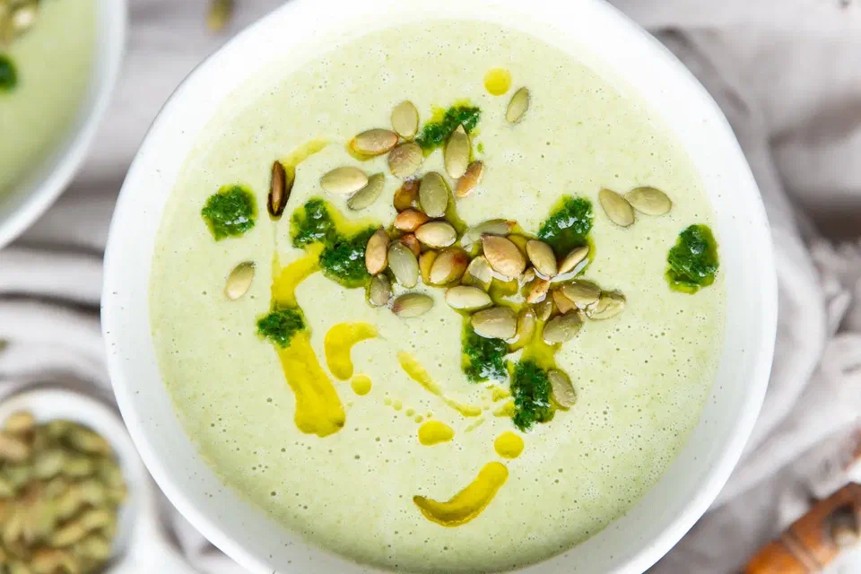 Creamy Chicken, Kale and Cauliflower Soup