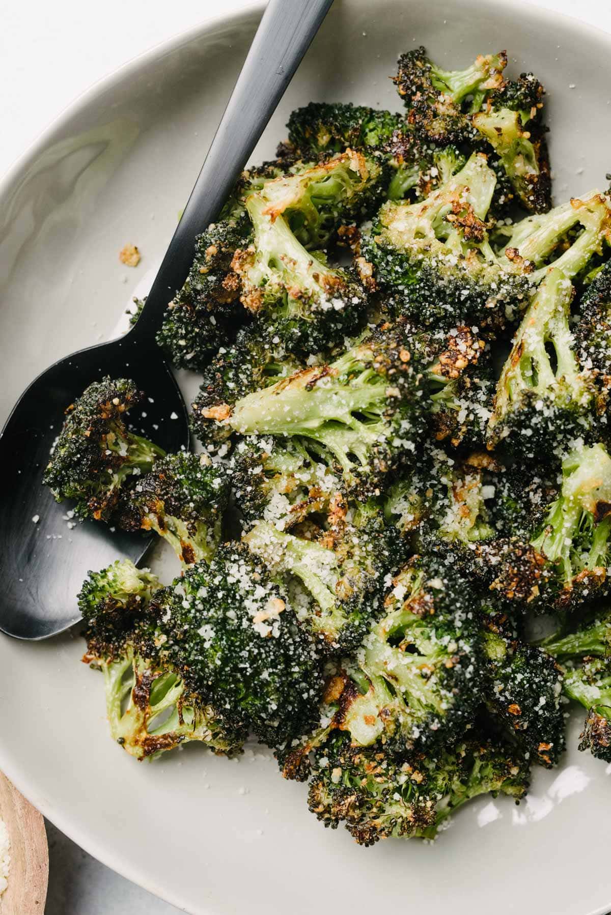 Garlic Parmesan Roasted Broccoli