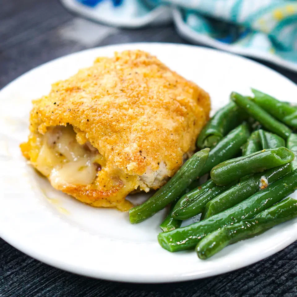 Keto Chicken Cordon Bleu