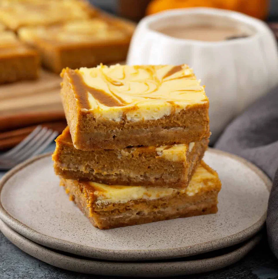 Keto Pumpkin Cheesecake Bars