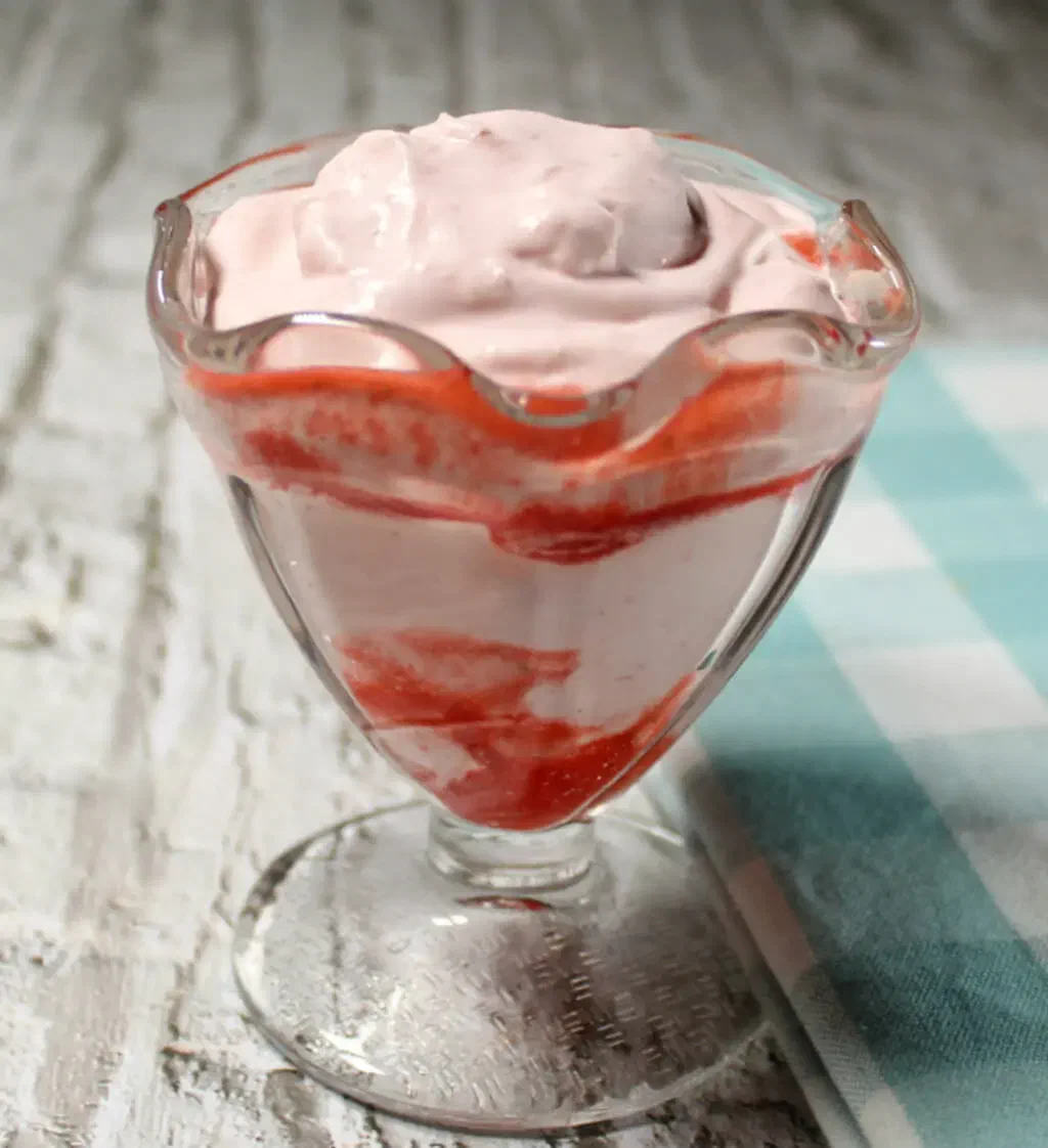 Keto Strawberry Fool