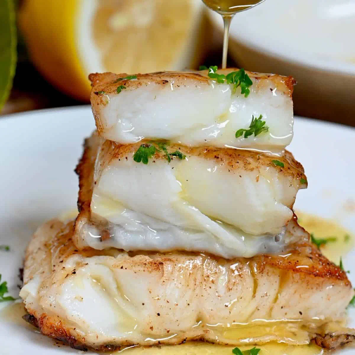 Pan-Seared Sea Bass with Lemon Butter Sauce