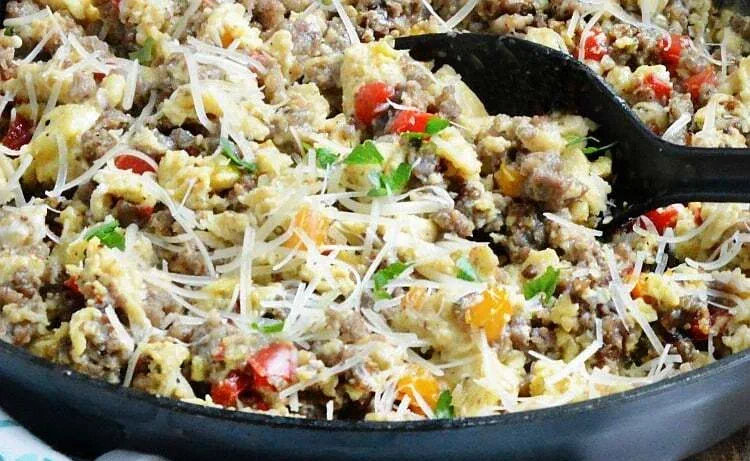 Sausage and Egg Breakfast Skillet