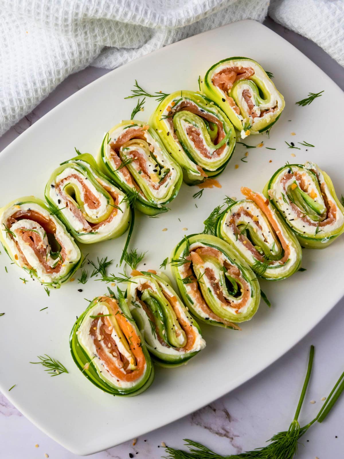 Smoked Salmon and Cream Cheese Cucumber Roll-Ups