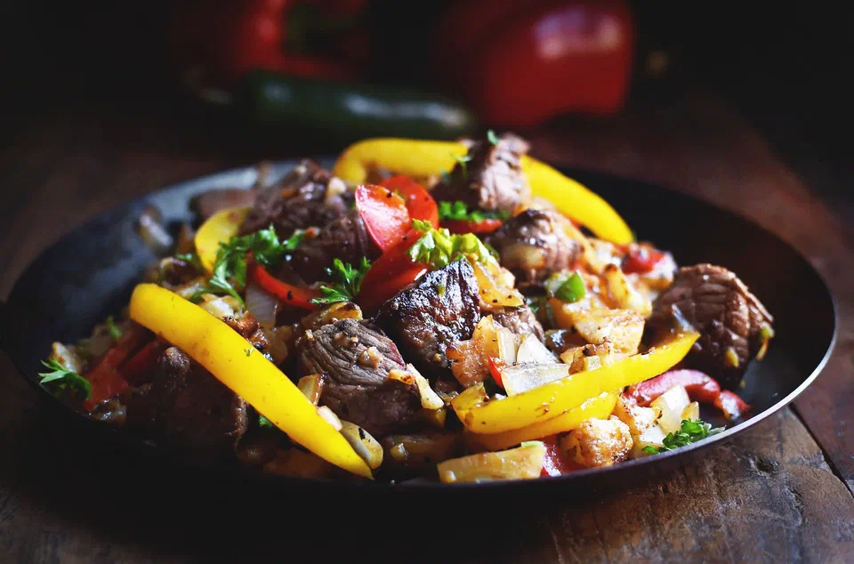 Steak and Cauliflower Breakfast Hash